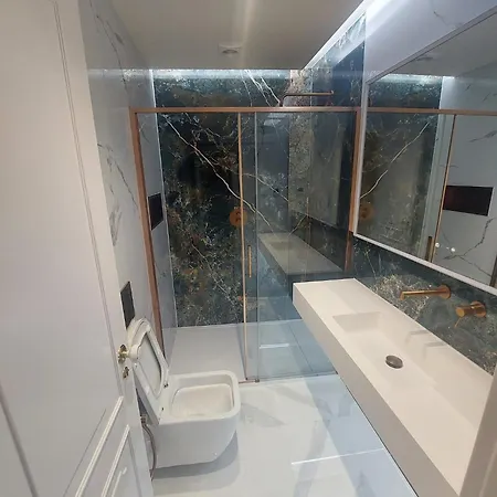 Zen Apartment *